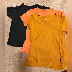 Madewell T shirt
All 100% cotton